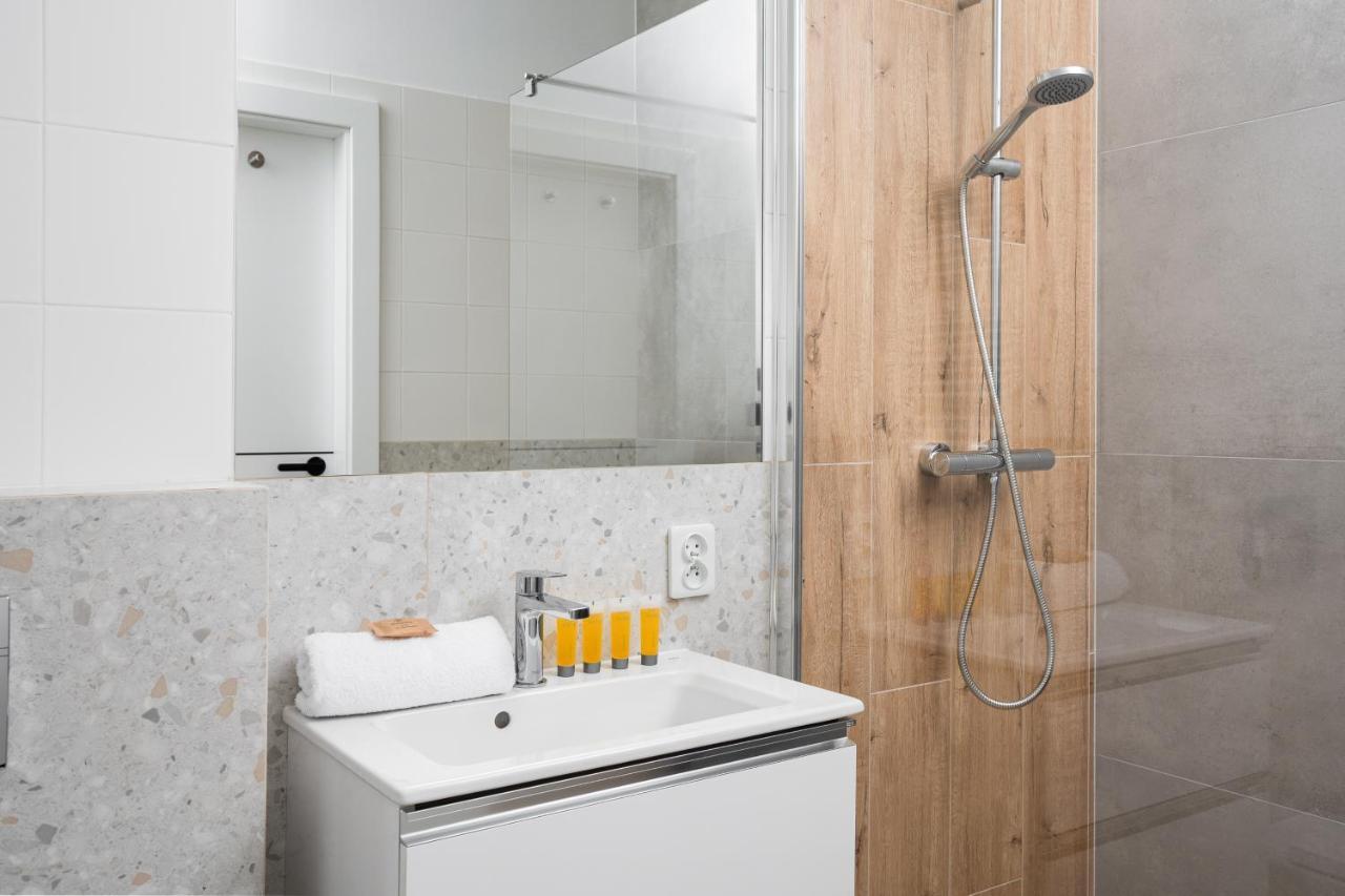 Wola Nakielska Comfort Apartment วอร์ซอ ภายนอก รูปภาพ
