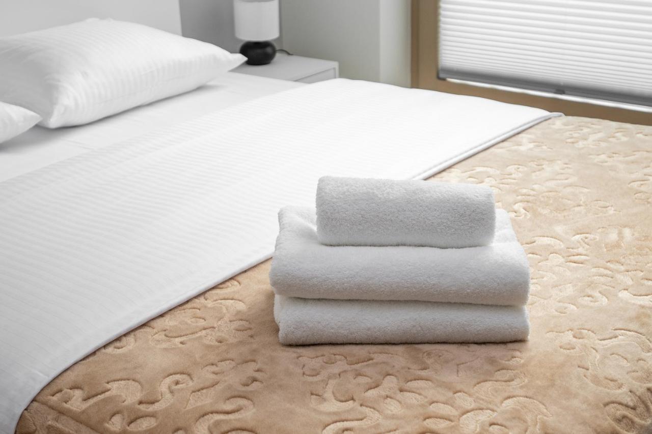 Wola Nakielska Comfort Apartment วอร์ซอ ภายนอก รูปภาพ
